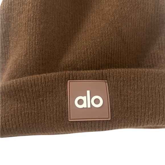 NWT ALO Yoga Knitted Everyday Relaxed Beanie main image 4